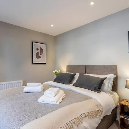 Comfortable 2br In With Parking Apartment Backbarrow